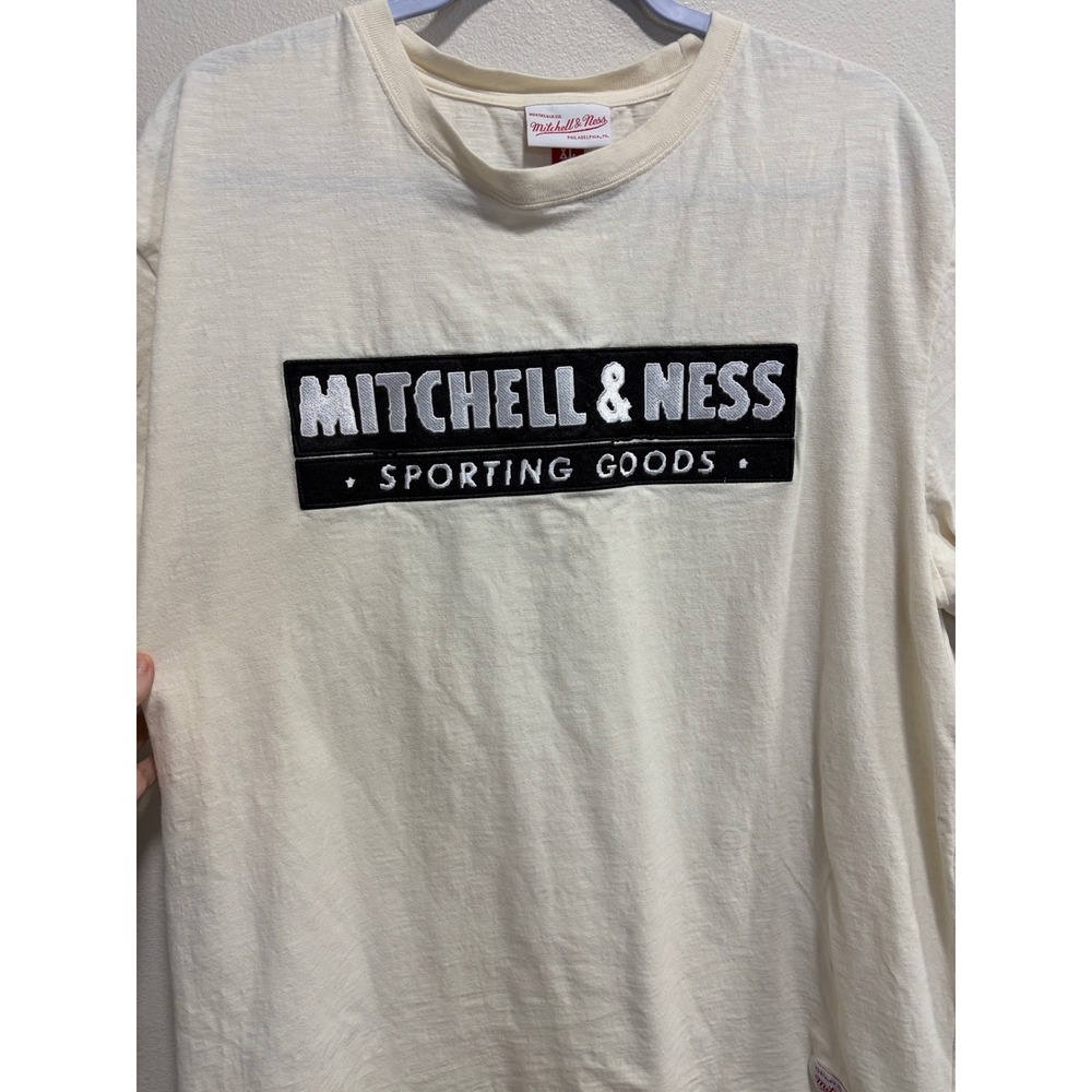 Mitchell & Ness Sporting Goods Embroidered Slub Cotton T-Shirt Cream XL - Picture 6 of 10
